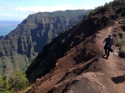 Pepa konečně vyrazil na túru - Nualolo Cliffs.